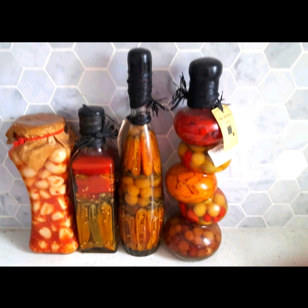 Decorative pieces